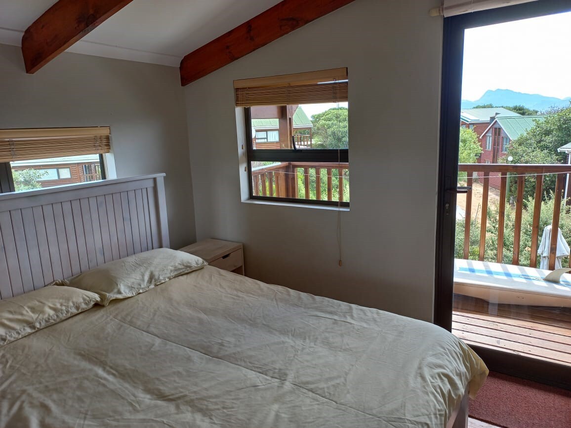 Cheerful 3-bedroom cabin