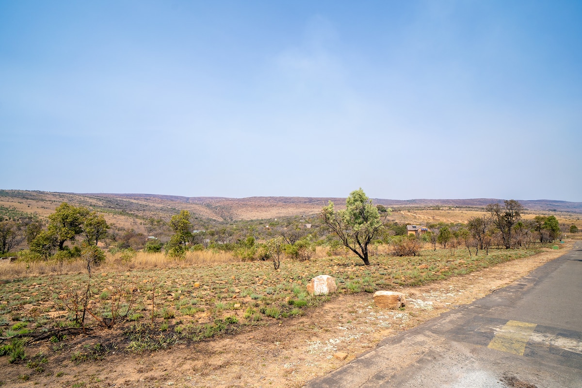 Tshiamo Bush Chalet