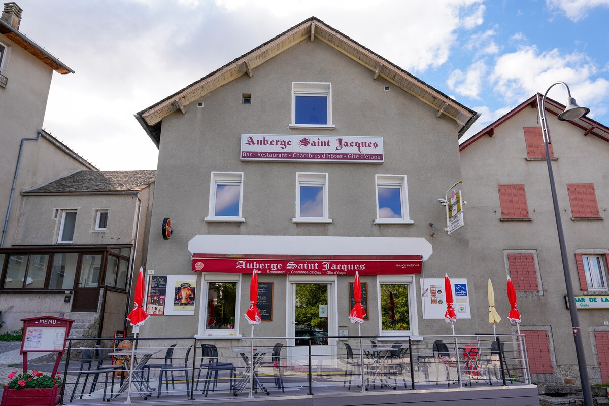 Chambre d'hôte Auberge Saint Jacques - mansardée