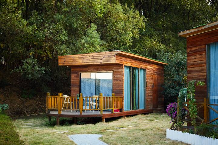 长沙民宿 · 整套小木屋 · 1室1卫1床【汲泉】温馨亲子房 近橘子洲头