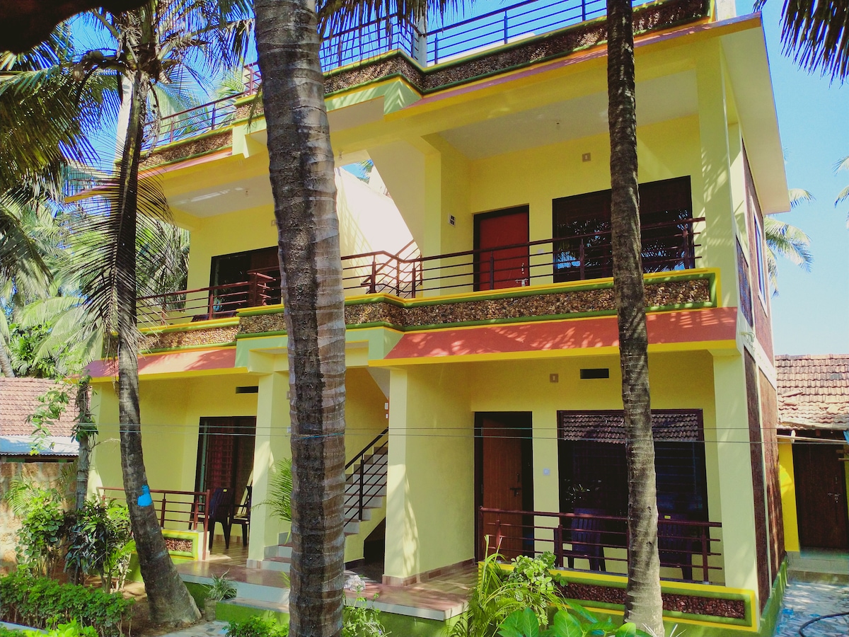 4 bedroom unit at Ocean Beach View Gokarna