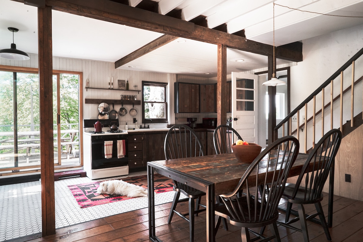 Bucolic Upstate Cabin with Wood-Burning Stove