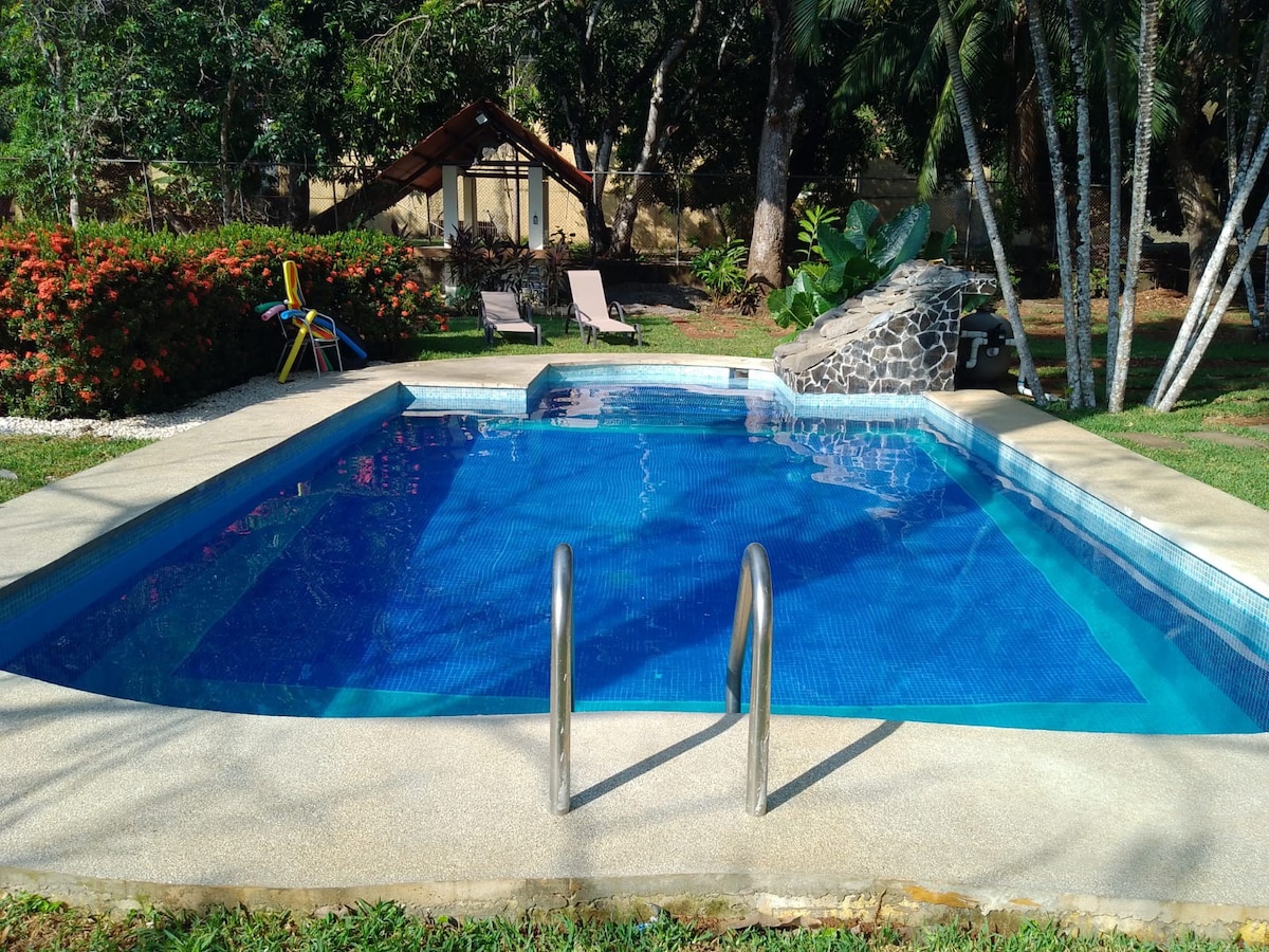 La Rana别墅，带泳池