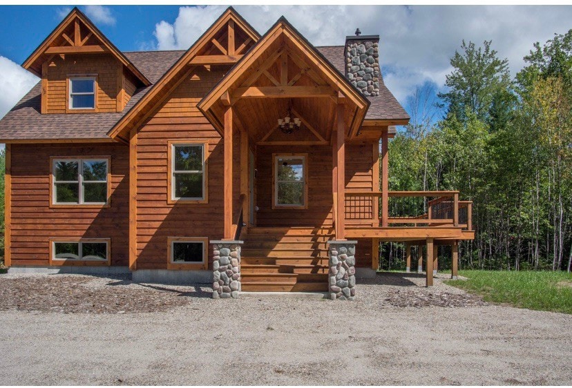 4bdrm Chalet-close to downtown & outdoor adventure