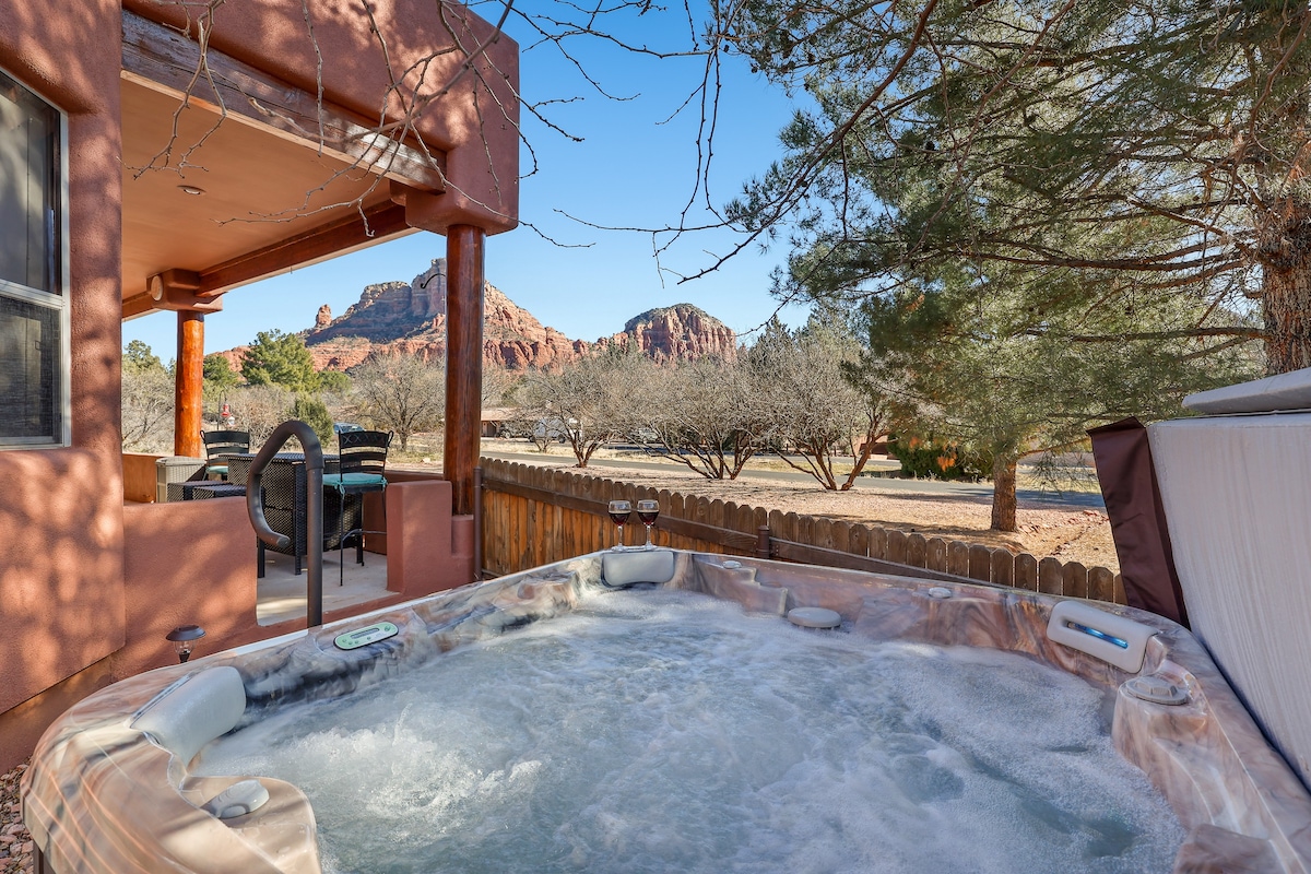 Sanctuary with View and HOT TUB in Sedona Chapel