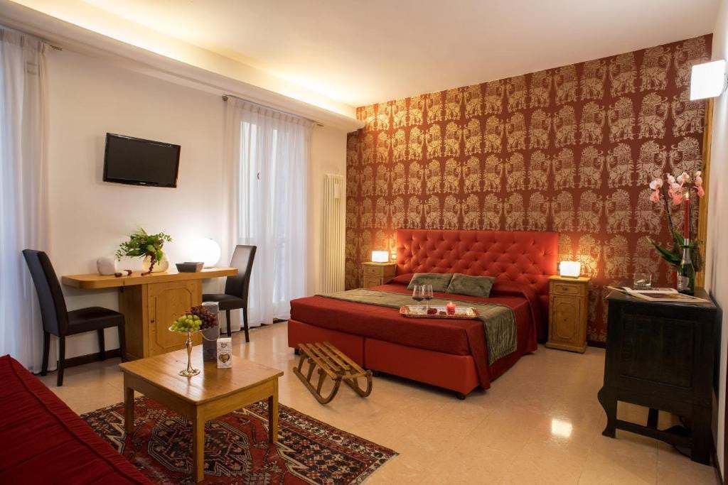 Deluxe suite in the heart of Verona