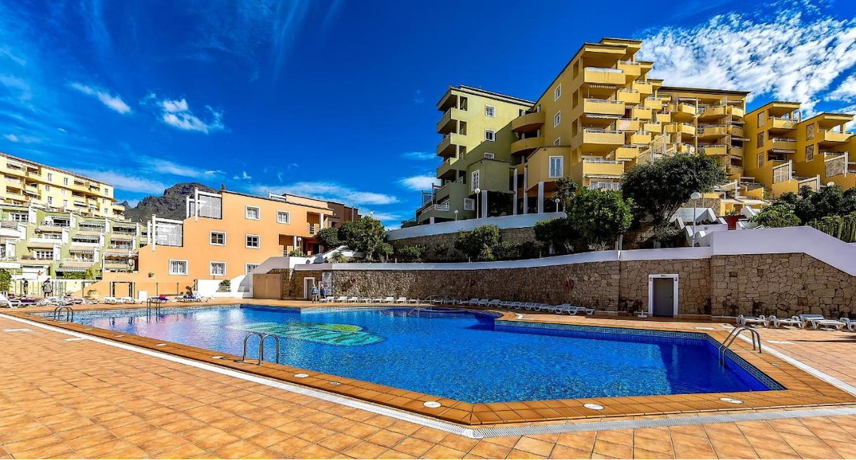 Beautiful apartment next to the ocean