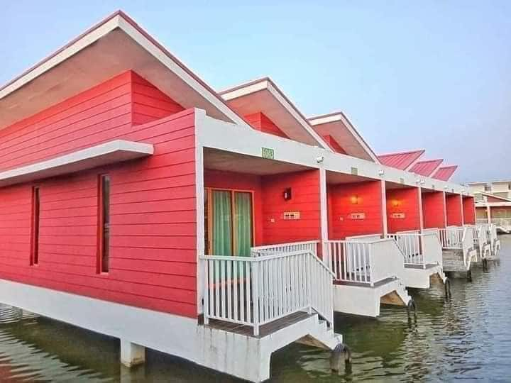 PD Tasik Villa Water Chalet