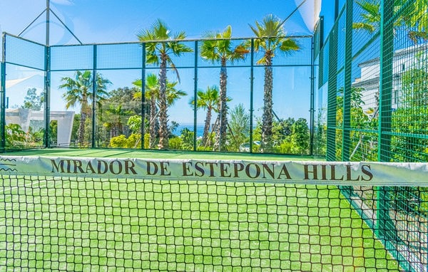 Prime location at popular Mirador Estepona Hills!