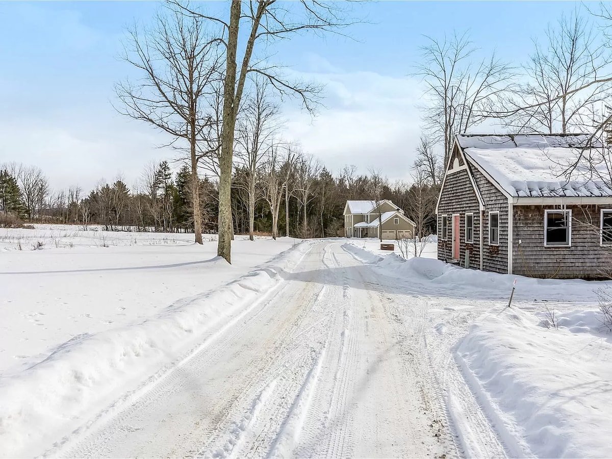 Cozy cottage in peaceful location