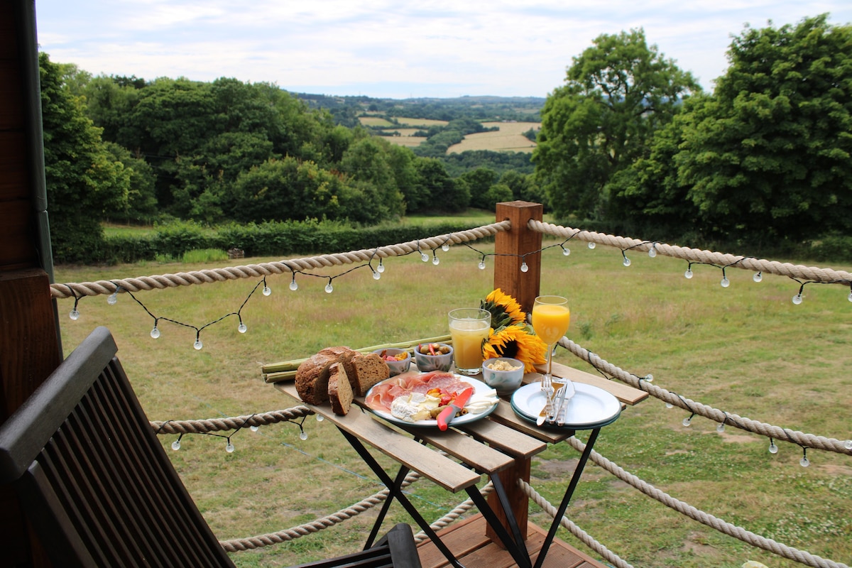 Farm glamping in the beautiful North Wales borders