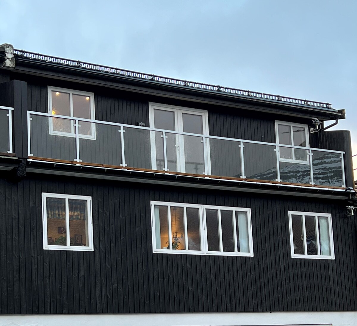 位于N.P.Gøta 8a, Klaksvik的宽敞公寓