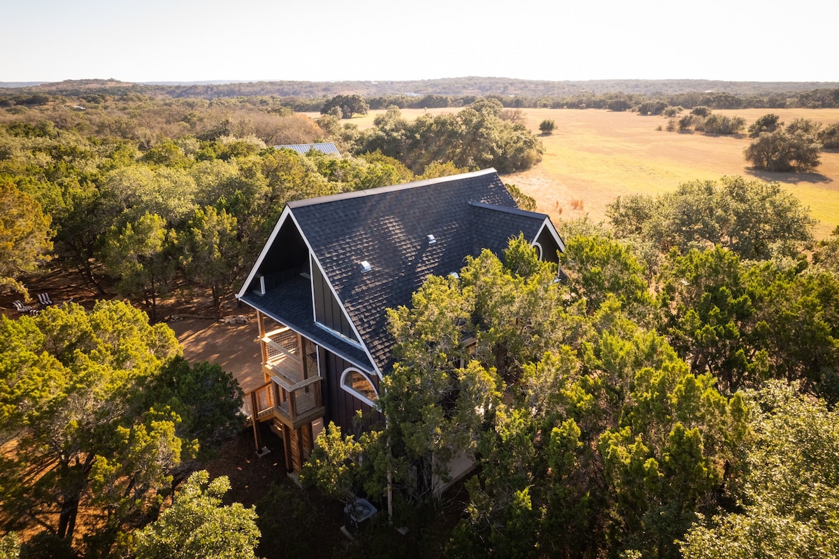 Hill Country Designer Lux Treehouse