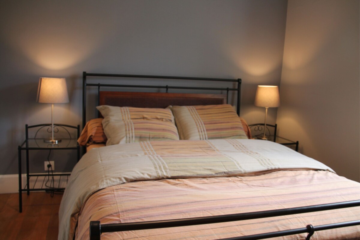 BUSSANG Hautes Vosges 2间卧室，配有双人床