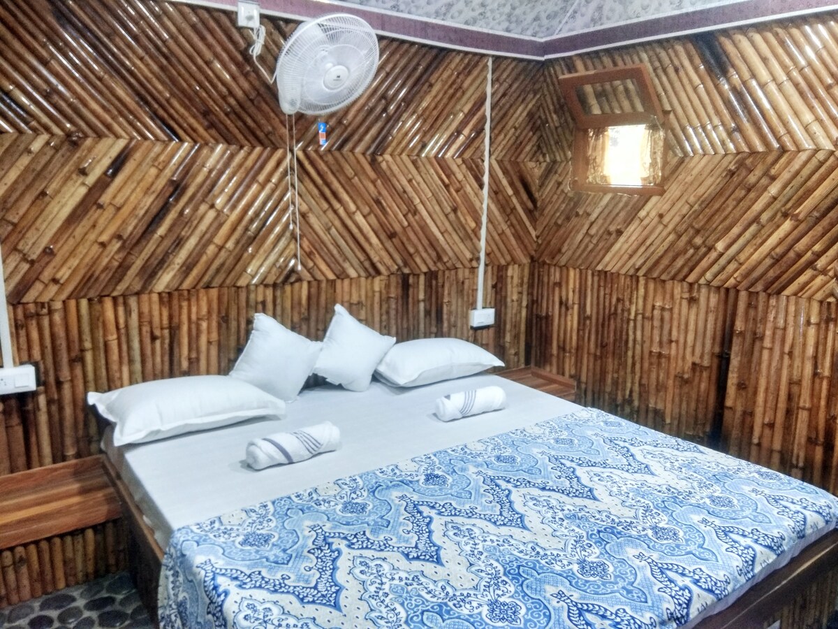 Private Hut-5 - Vedic Vibes Eco Resort - Chamba-HP