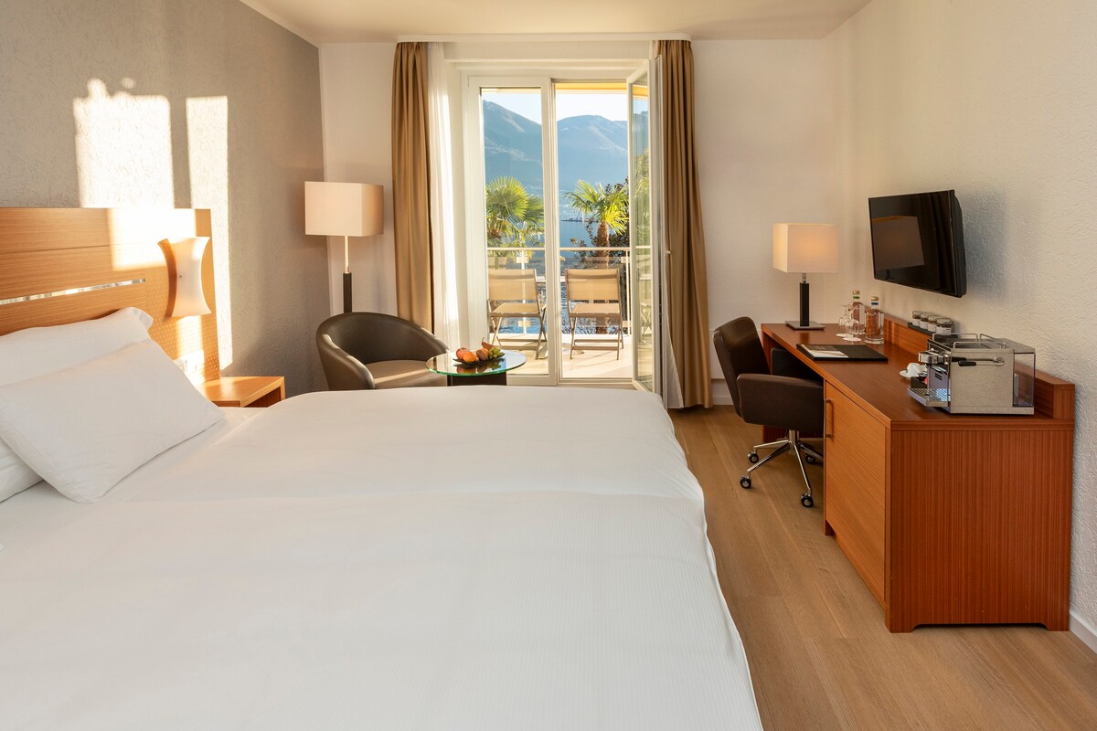 Classic Double Room with mountain view