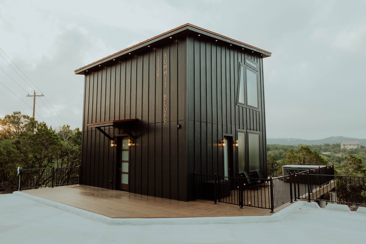 Overlook Tower - Views, Hot Tub, RV/Tesla Hookup