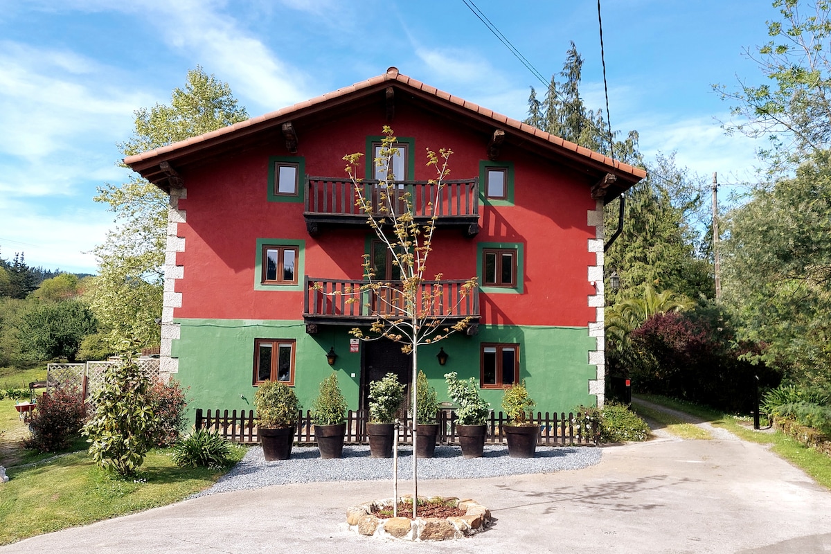 Caserío recién reformado lleno de encanto