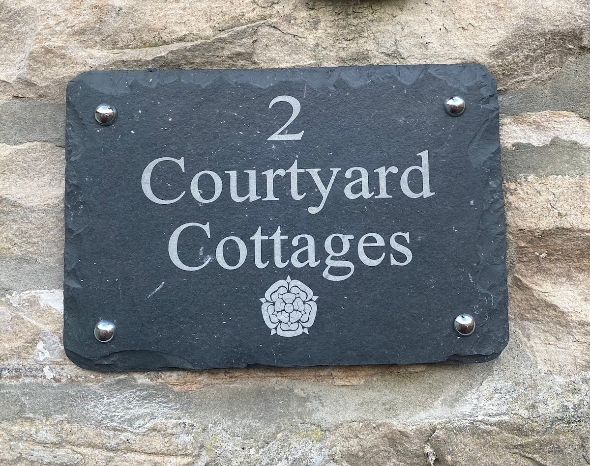 Cosy cottage in idyllic village of West Burton