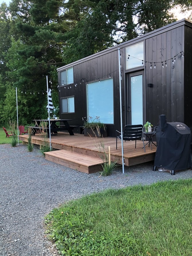 Balsam Lake Modern Tiny Home Escape