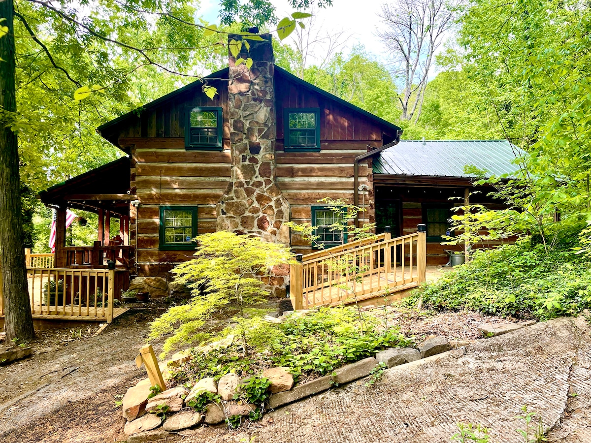 OldRusticCozy Cabin-3bd2bth 6-8 ppl Nature & City