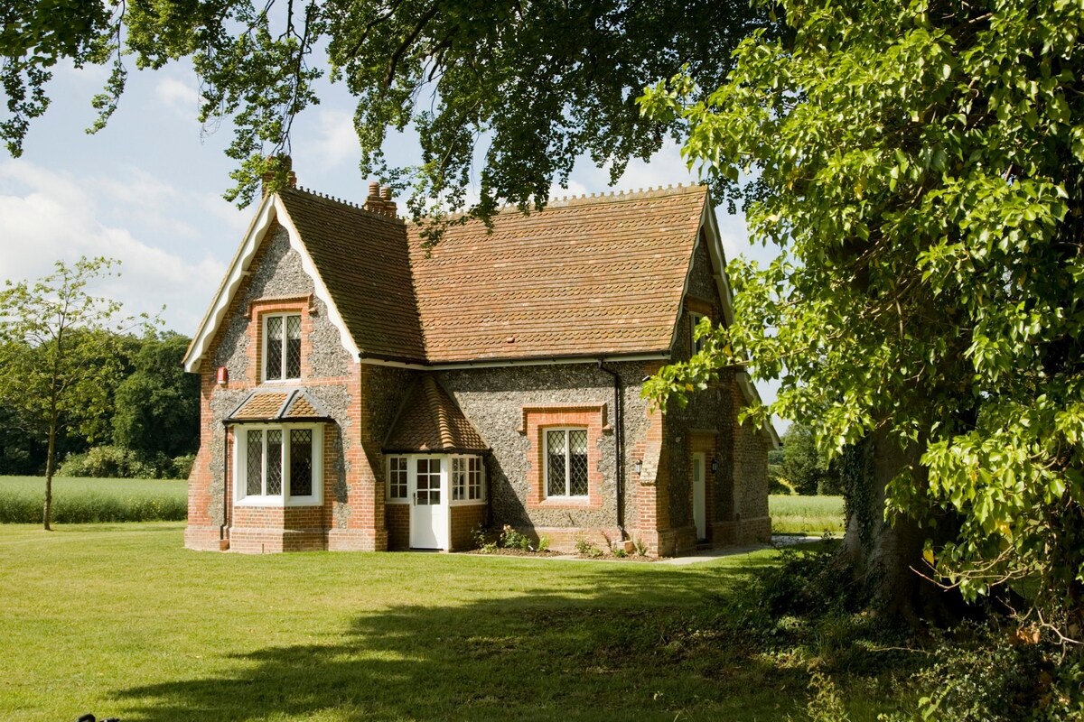 花园小屋（ The Garden Cottage ）。