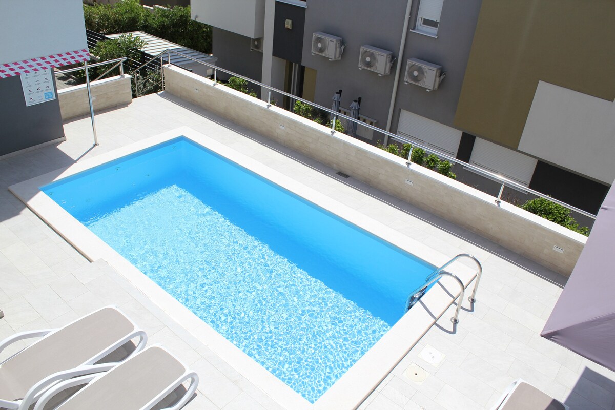 Villa Lumada B Pool Apartments