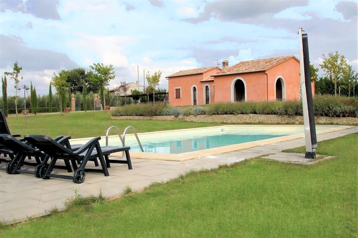 Villa Ranciano - With pool near Lake Trasimeno