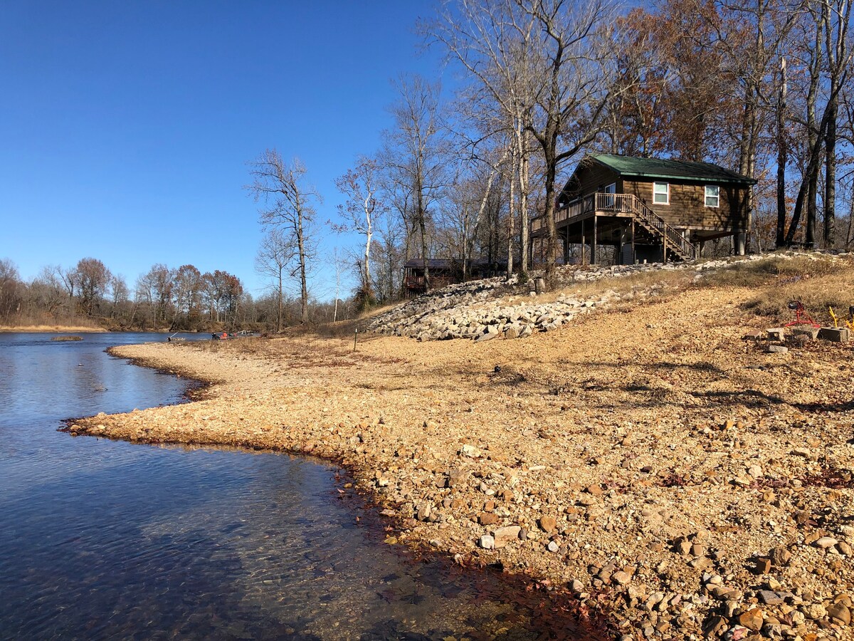 Worley Bend Cabin on Current River