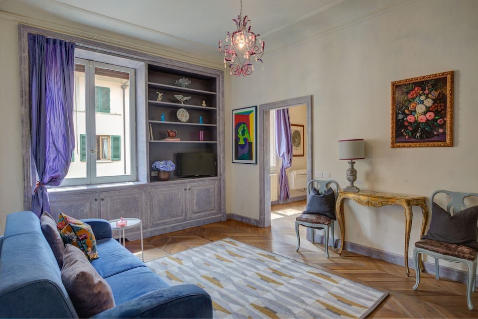 Glam & luxury apartment at Ponte Vecchio