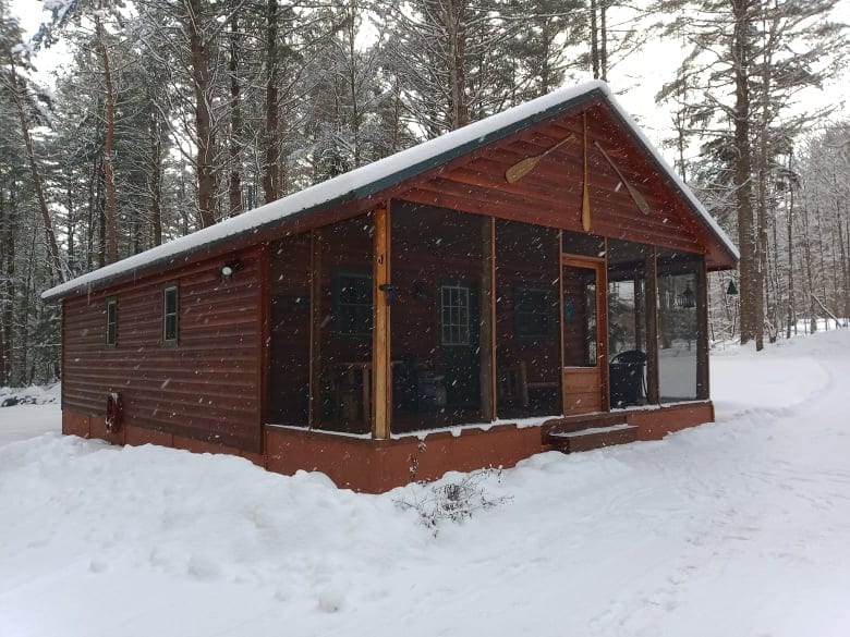 舒适温馨的阿迪朗达克（ Adirondack ） 2卧室小木屋度假胜地