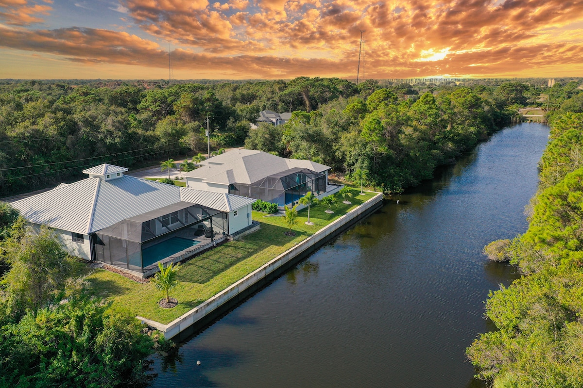 Waterfront Key West Style Home, Heated Pool