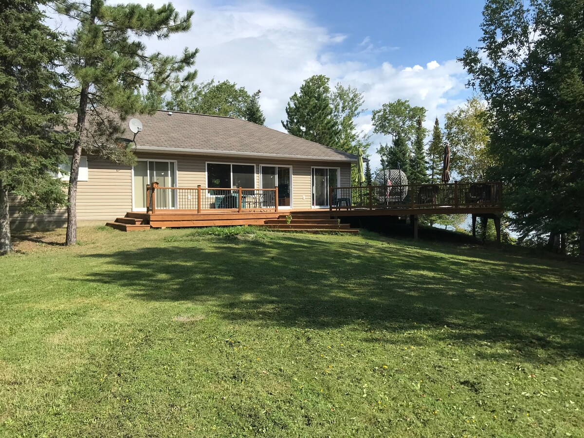 Eagle View -Panoramic Lakefront Home on Eagle Lake