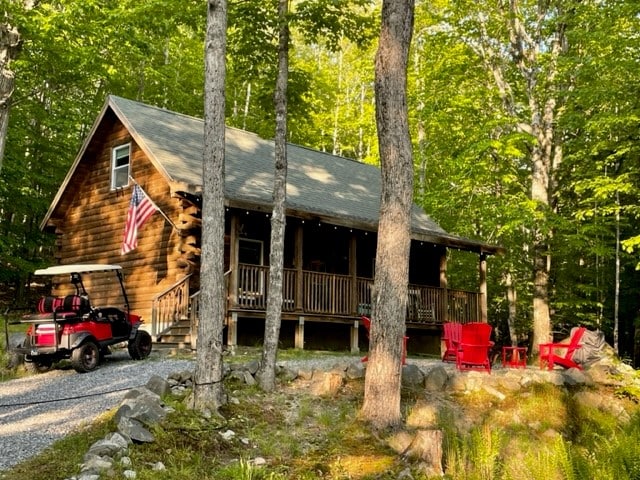 Secluded Rustic Log Cabin on Beautiful Frye Island