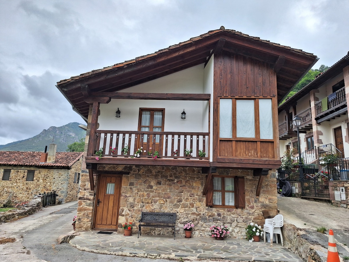 Casa vista Picos de Europa.