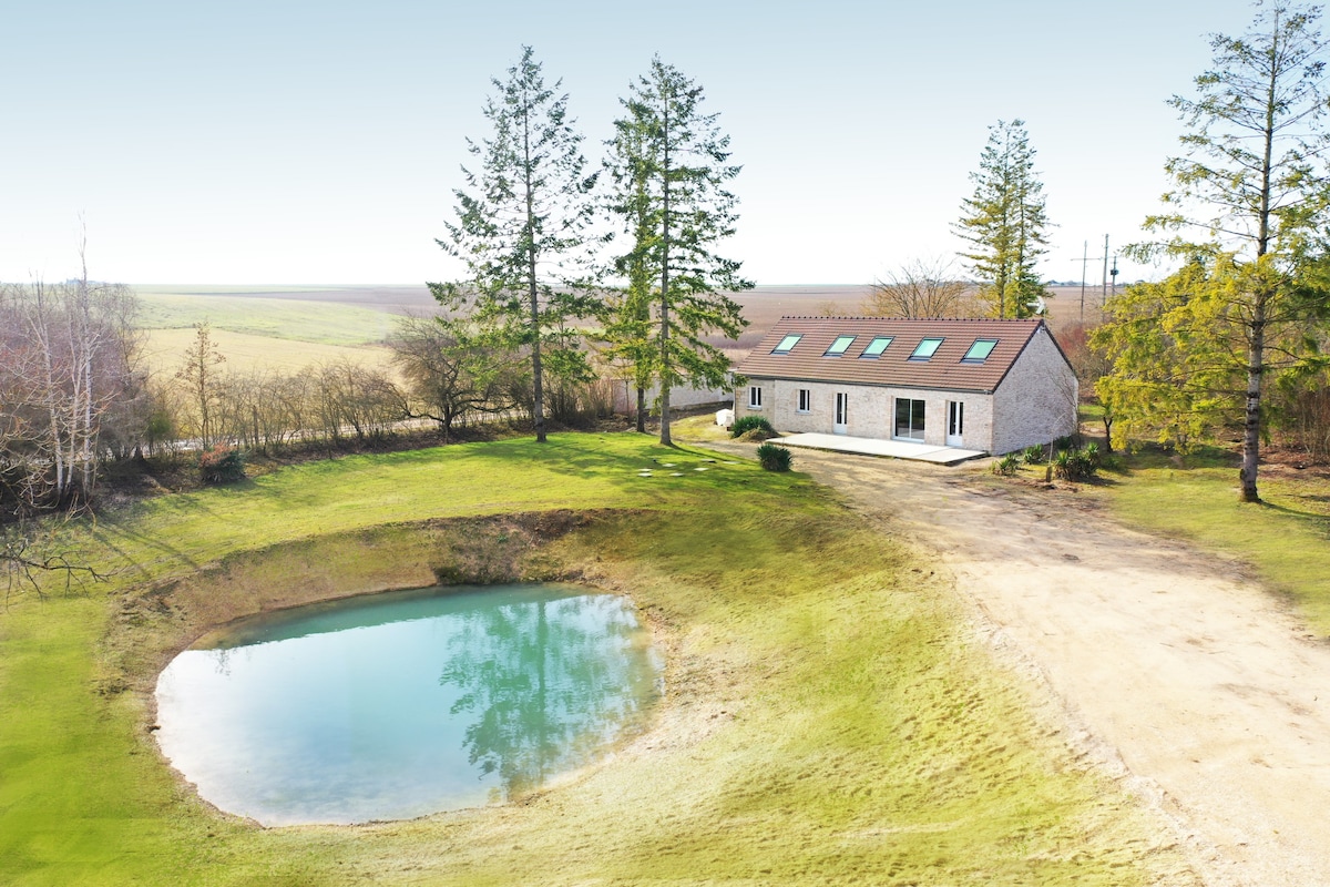 Villa La Roselière au bord de l'eau