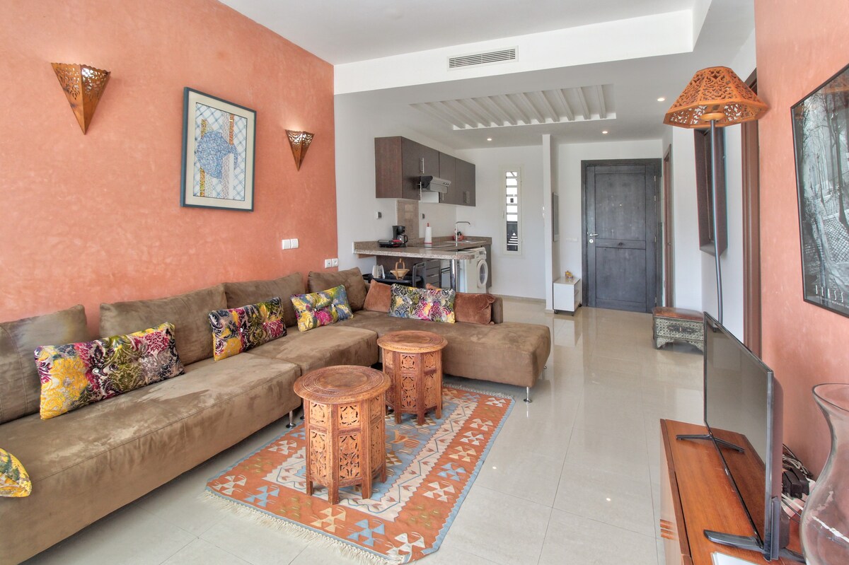 Bright Apartment (Riad Zahra)