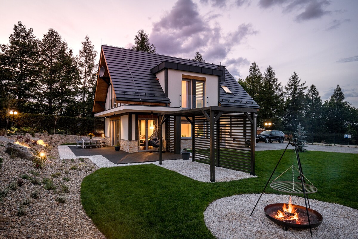 Komfortowy dom z dużym ogrodem i z sauną