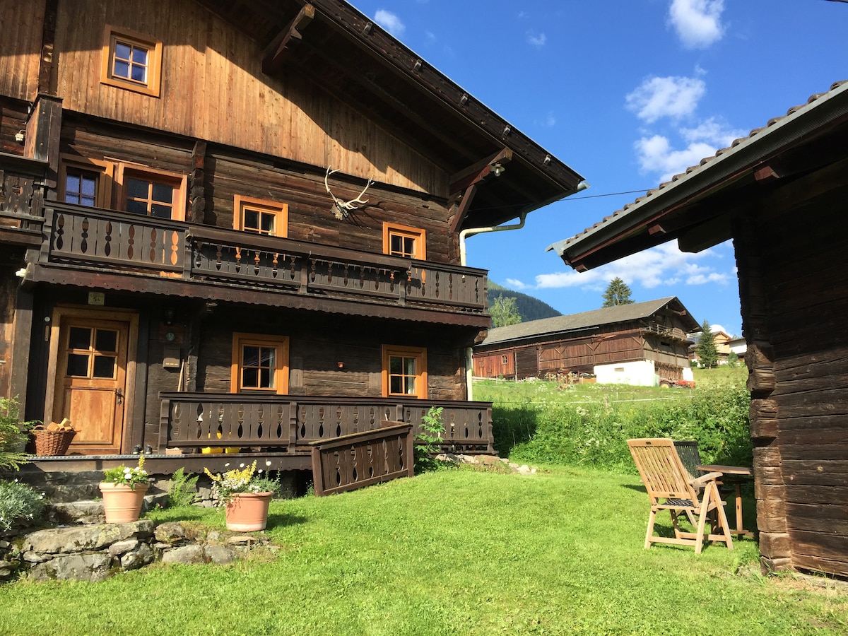 Altes Bauernhaus in den Bergen