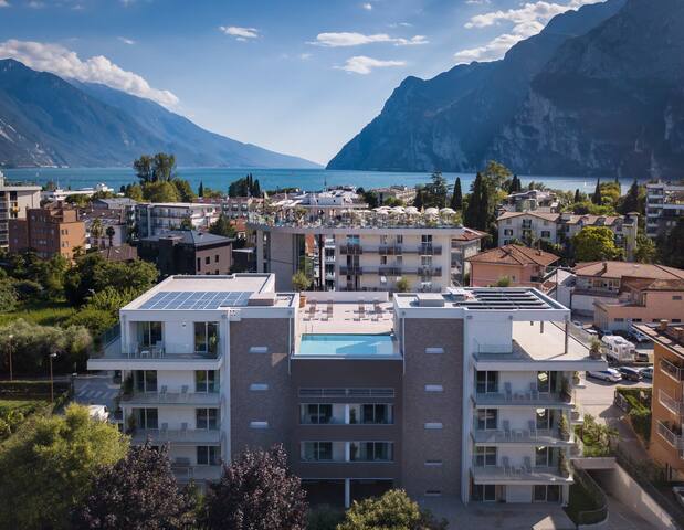 里瓦德尔加尔达 (Riva del Garda)的民宿