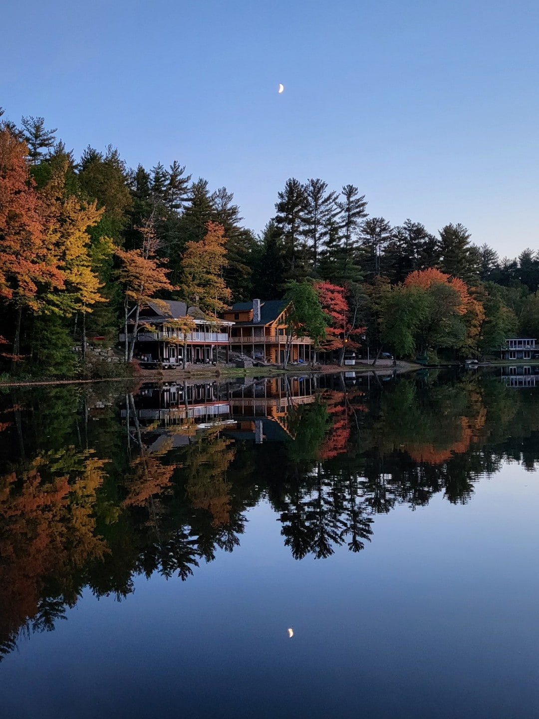 The New Damon Pond Log Cabin