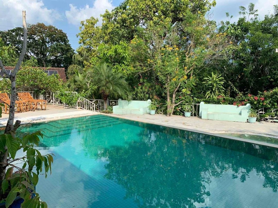A 6 bedroom villa in Kandy with pool and jacuzzi