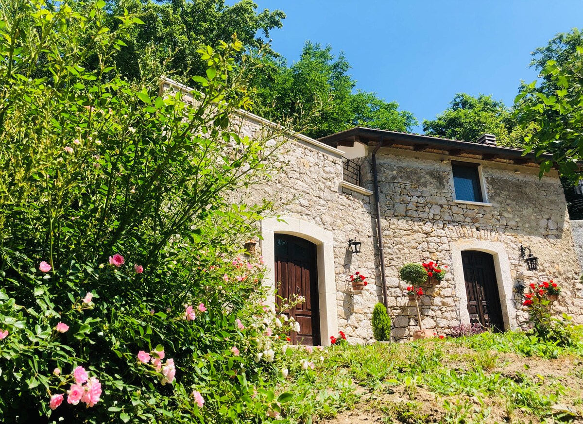 Il Bosco Di Lulù-Casolare in stone