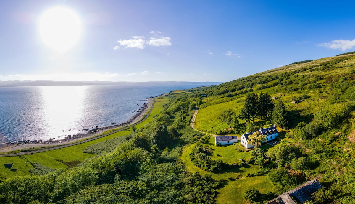 Banlicken Arran Farmhouse - Sea Views & Seclusion