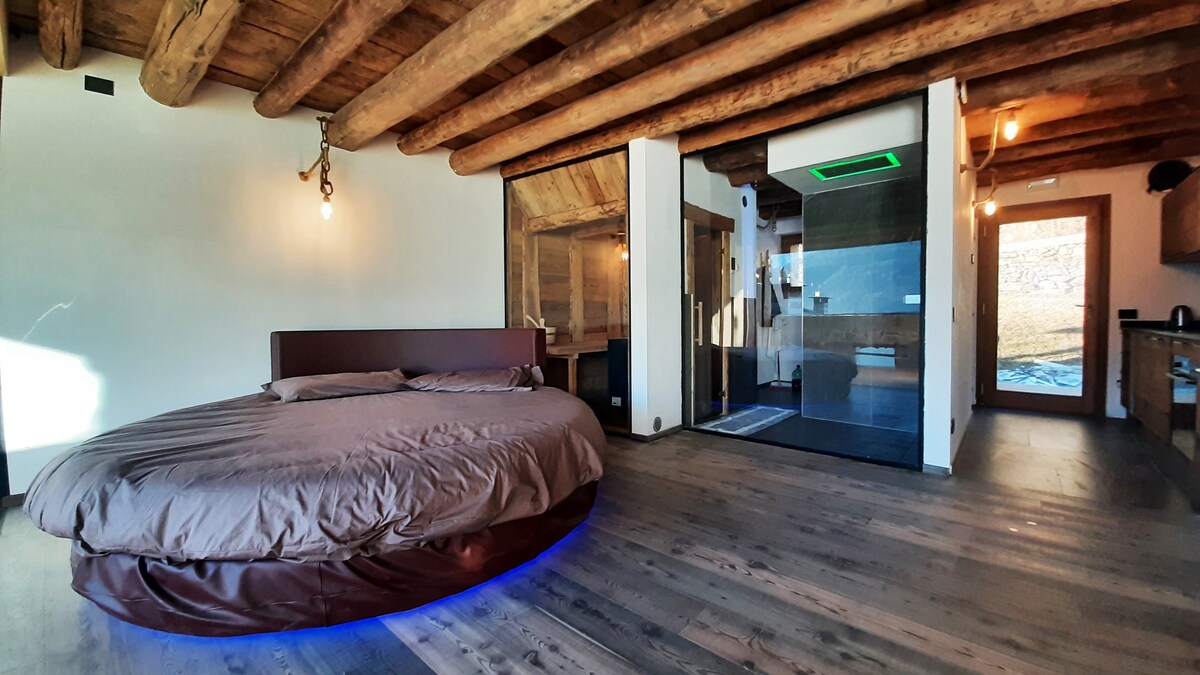 Cormignano Loft度假木屋，配备桑拿和私人水疗中心