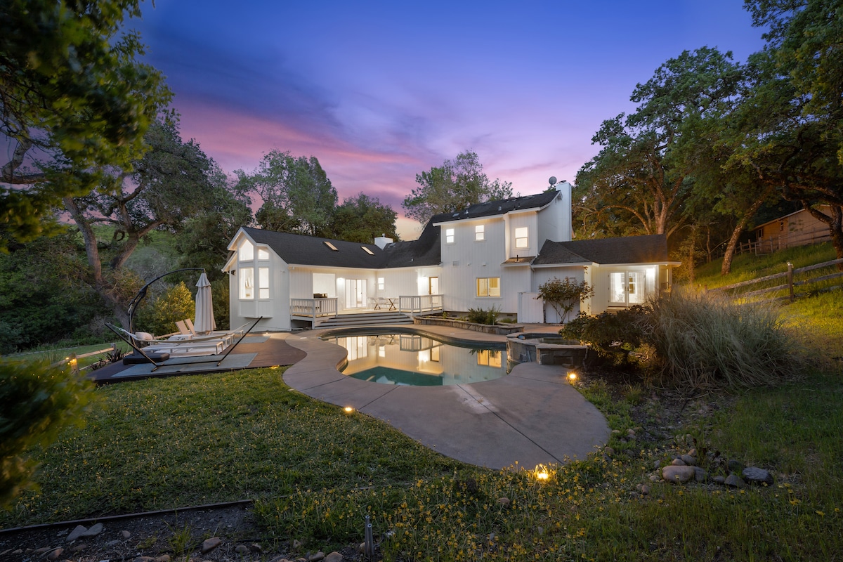 Farmhouse at Sonoma Oaks. Hot Tub, Pool, Bocce!