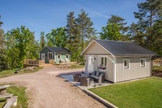 Nice holiday house close to lake in Ödeshög, Gränna