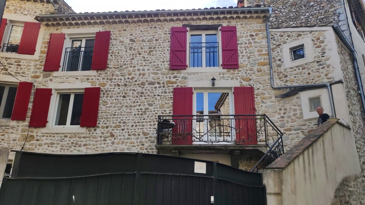 Appartement dans Maison LOULEA  Accueil Animaux