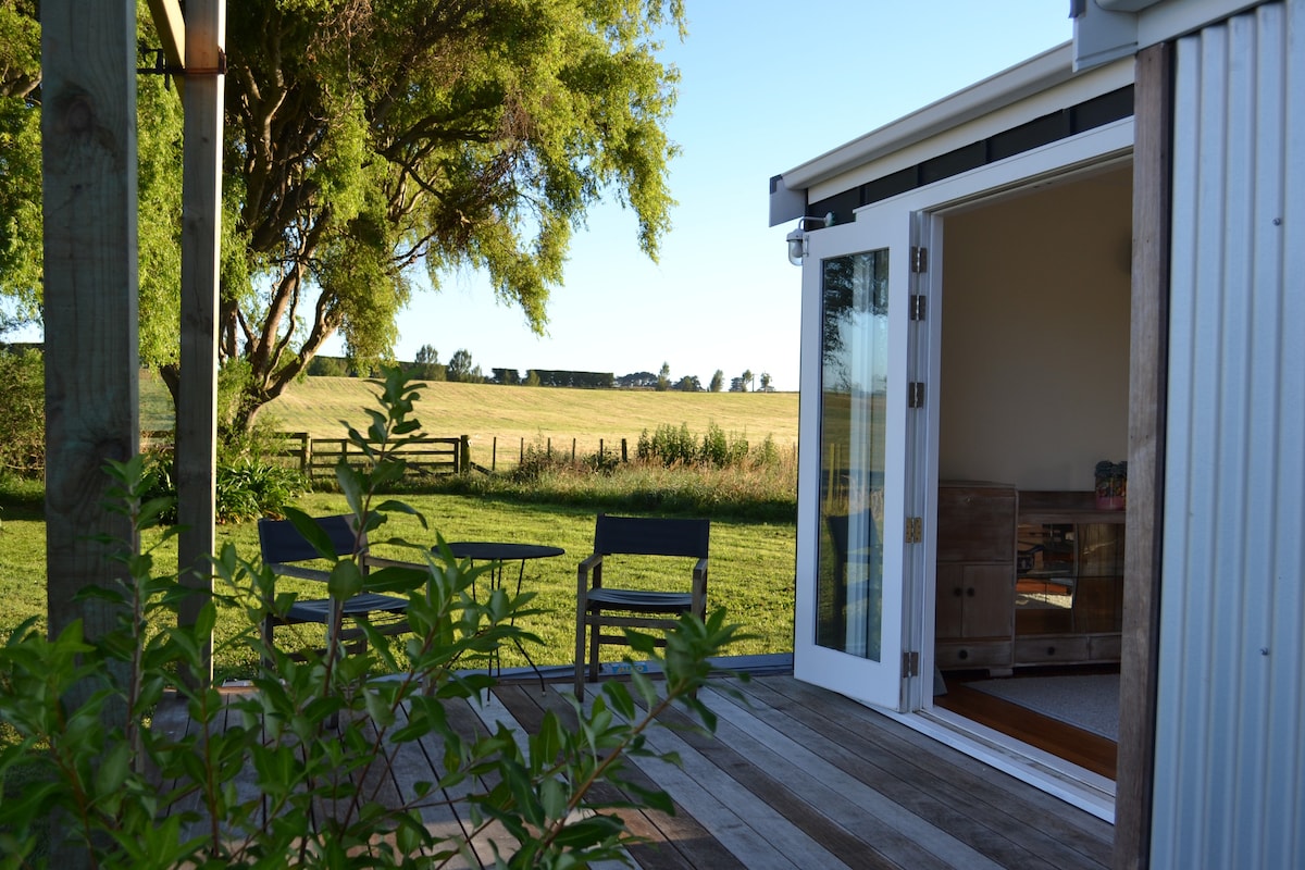 Lovingly restored peaceful cottage