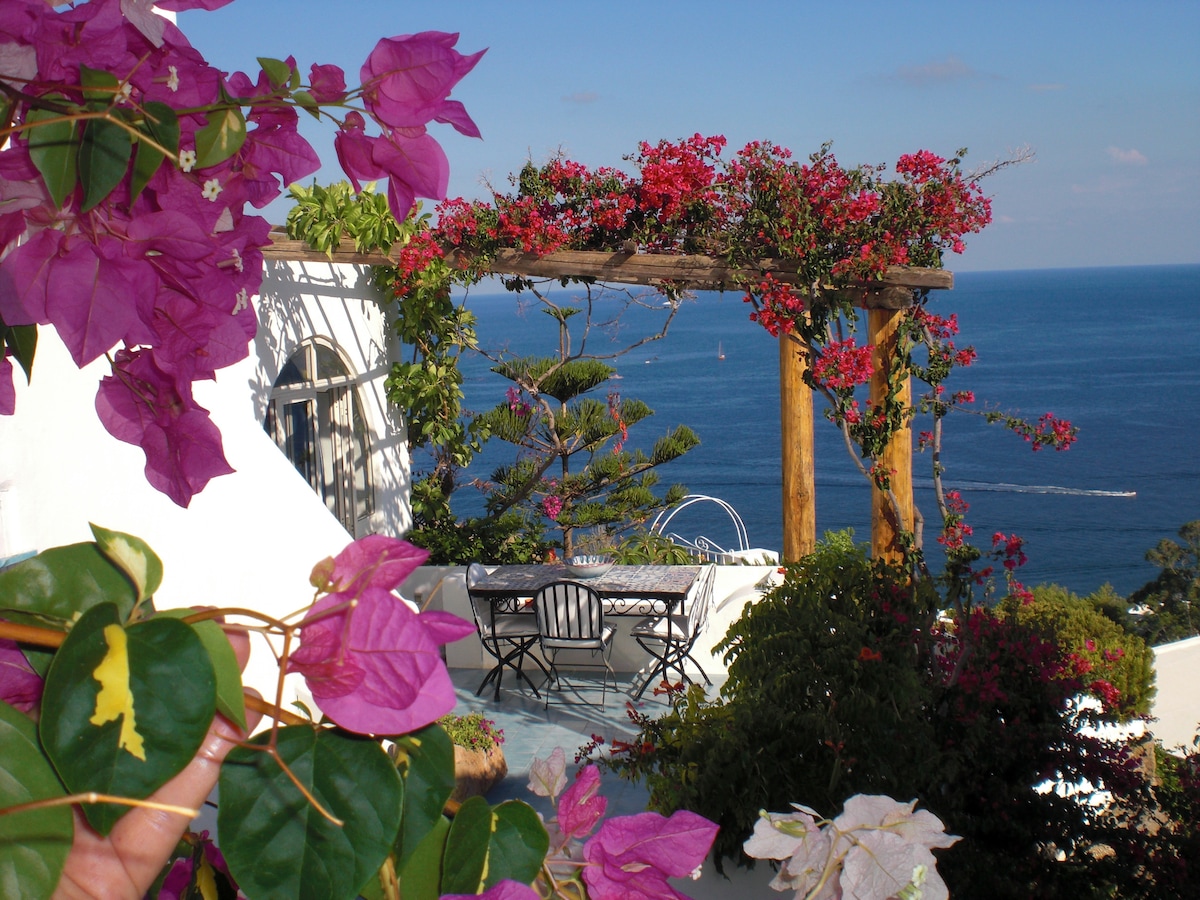 Villa panoramica a Panarea!